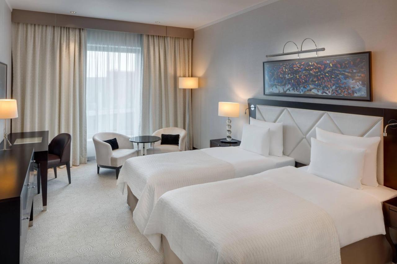 Grand Hotel River Park, A Luxury Collection Hotel, Bratislava Exterior foto A room at the hotel