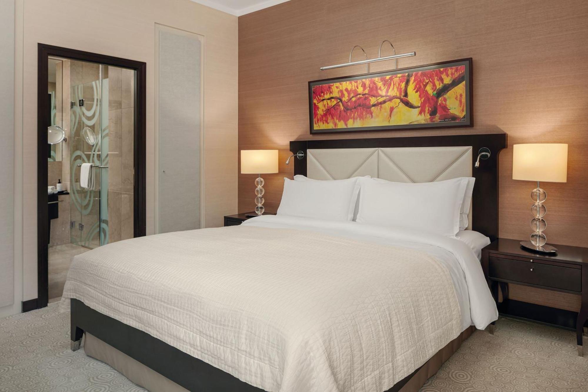 Grand Hotel River Park, A Luxury Collection Hotel, Bratislava Exterior foto A bedroom at the Hilton London Heathrow
