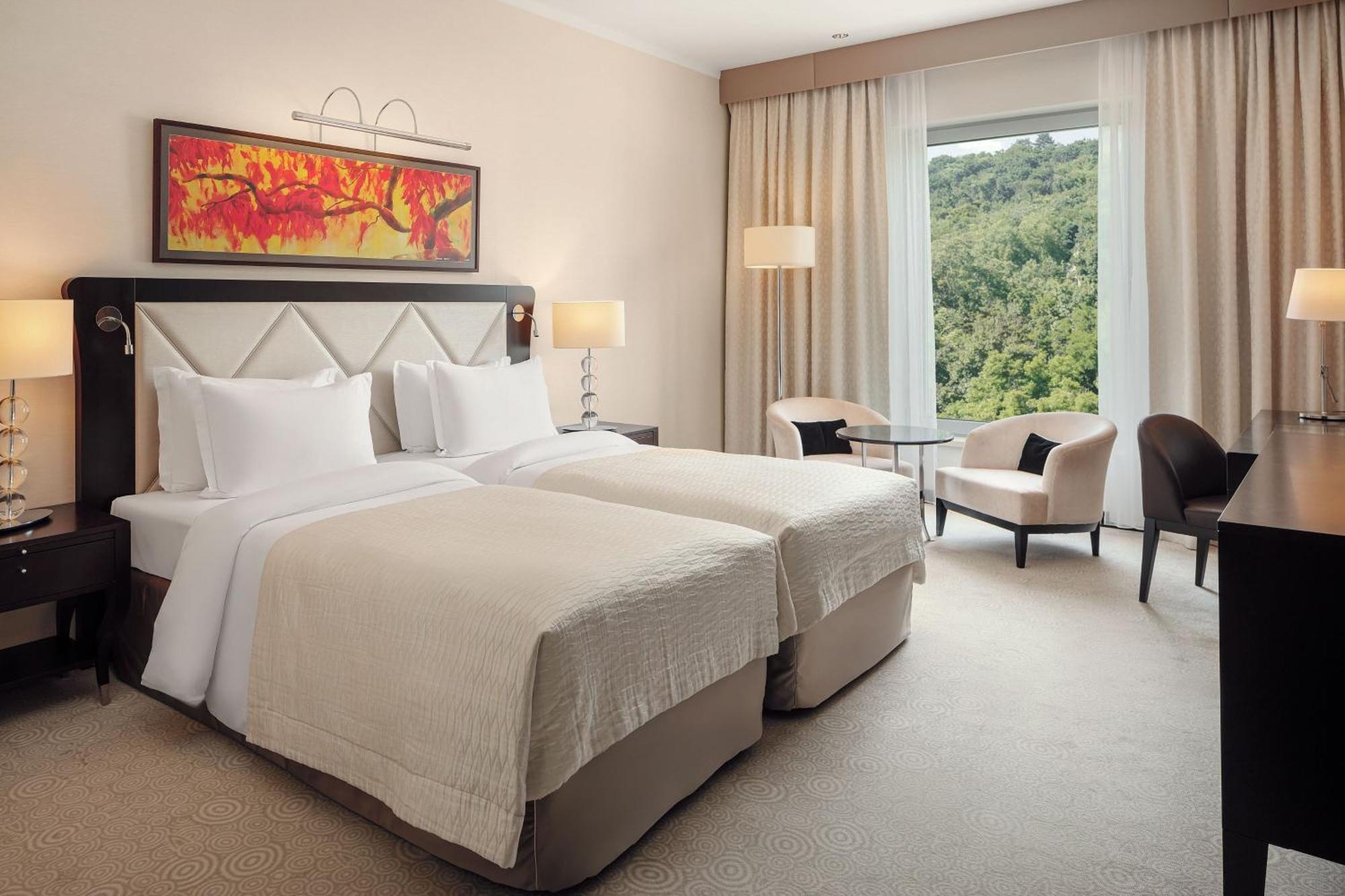 Grand Hotel River Park, A Luxury Collection Hotel, Bratislava Exterior foto Deluxe room