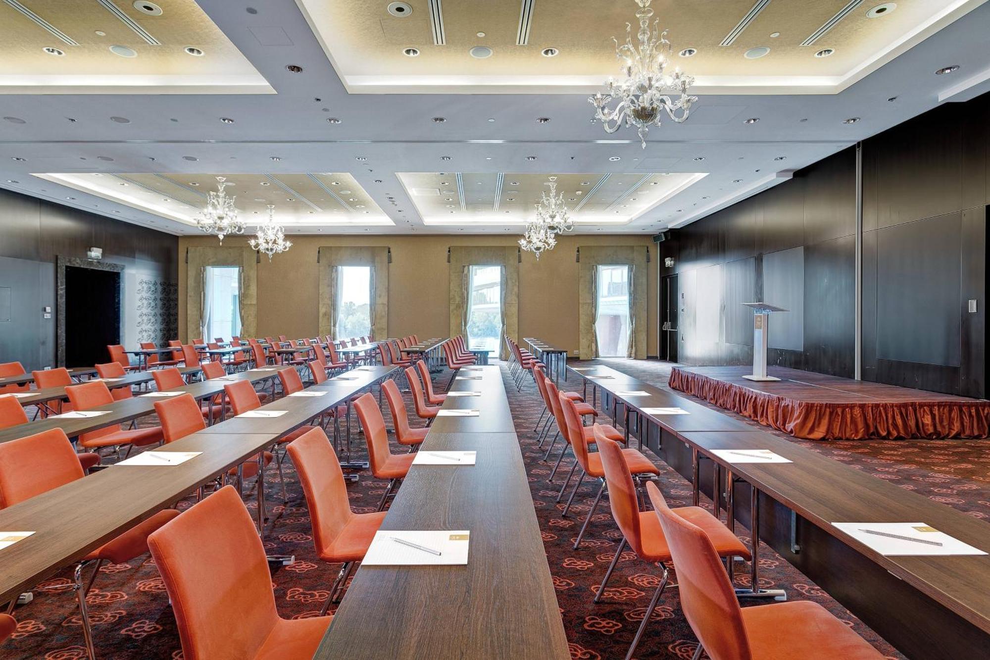 Grand Hotel River Park, A Luxury Collection Hotel, Bratislava Exterior foto The Grand Ballroom