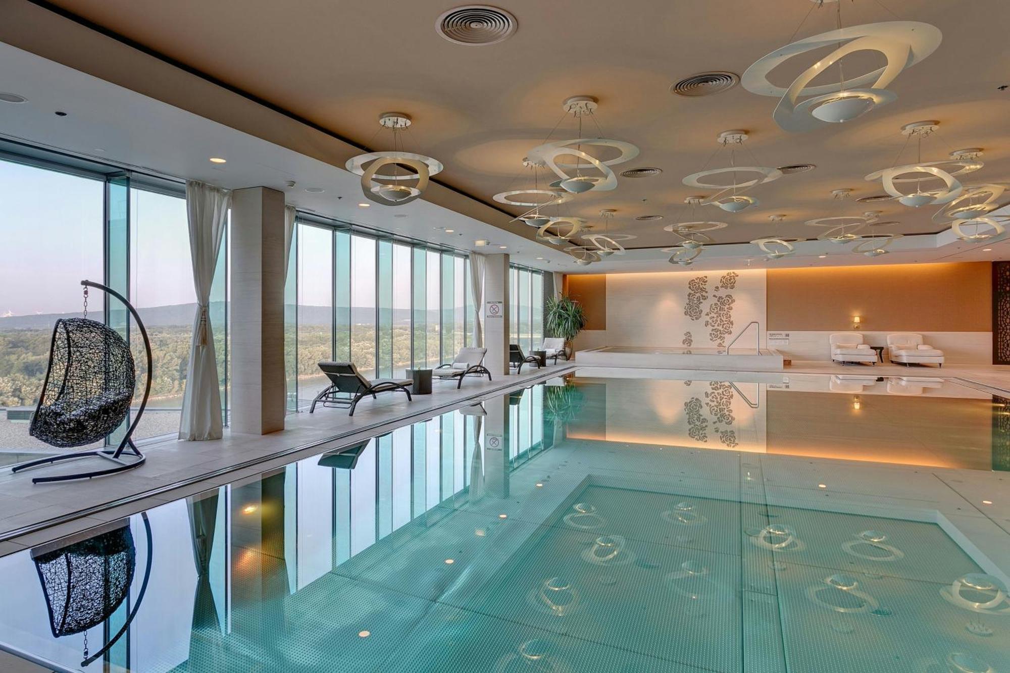 Grand Hotel River Park, A Luxury Collection Hotel, Bratislava Exterior foto